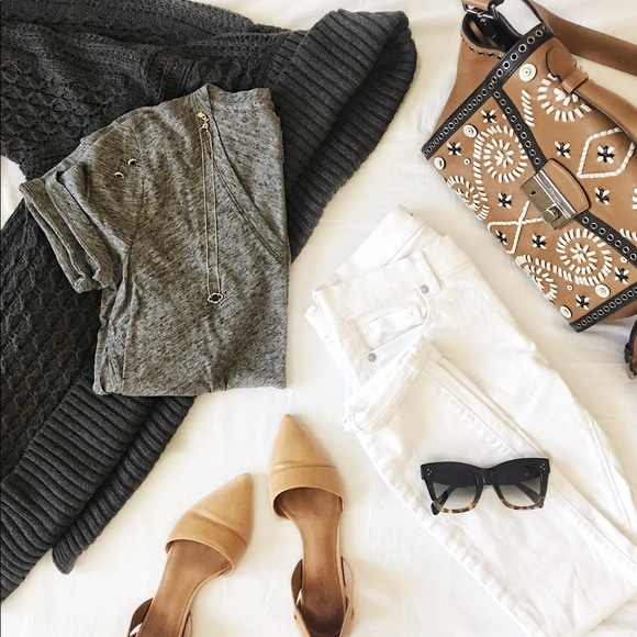 Prada Embroidered Saffiano Bag - Picture 2 of 6